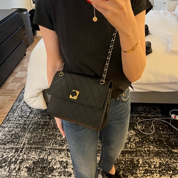 Vintage Chanel Flap Bag - Picture 5 of 15